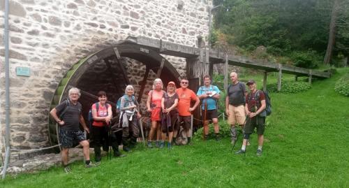 2024-06-06-Charbonnieres01