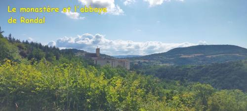 2025-07-31-StSaturnin30