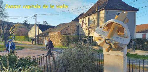 2026-03-12-Jenzat23