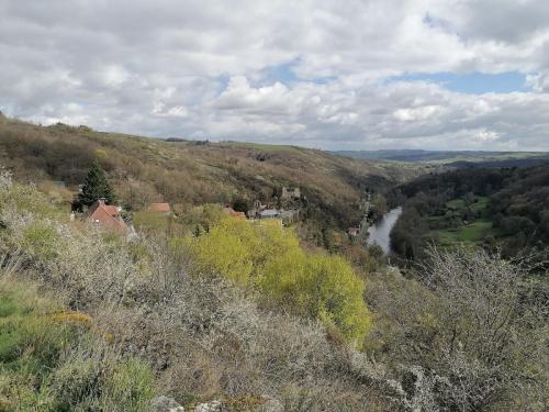 2026-03-26-Chouvigny03